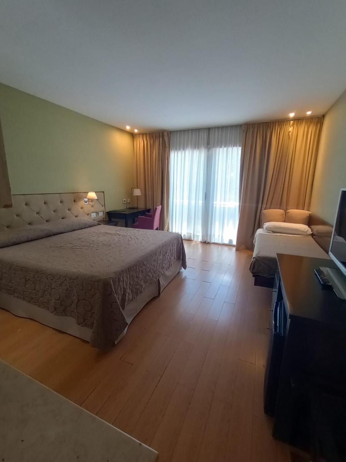 Hotel Plaza Colón Oda fotoğraf
